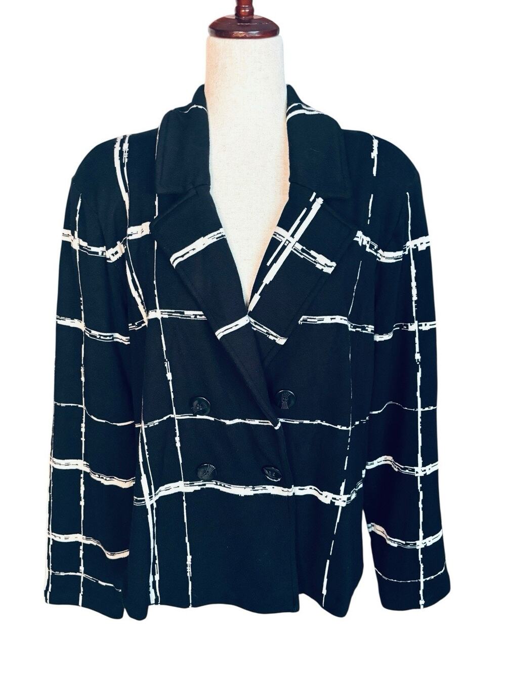Chico’s Size 3, XL Double Breasted Blazer Cardigan Sweater Black White